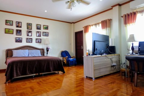 4 bedrooms House in Chiang Mai, Thailand No. 97775 4