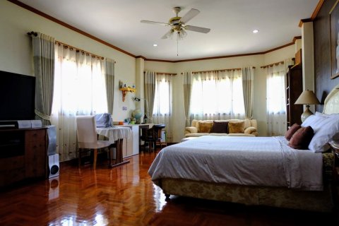 4 bedrooms House in Chiang Mai, Thailand No. 97775 7