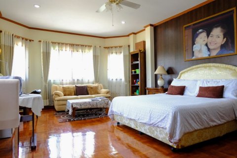 4 bedrooms House in Chiang Mai, Thailand No. 97775 6