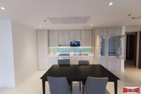 2 bedrooms Apartment in Bangkok, Thailand No. 96987 3