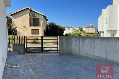 3 chambres Villa à Famagusta, Cyprus No. 77976 9