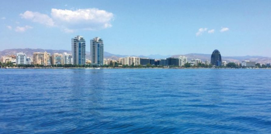 Квартира студия в Никосия, Кипр №105304