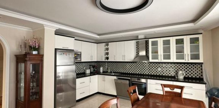 Квартира с 4 комнатами в Аланья, Турция №22062