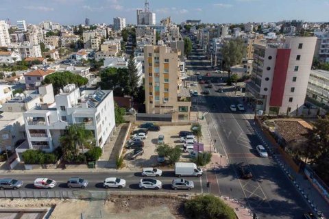Commercial property in Strovolos, Cyprus No. 84577 5