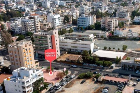Commercial property in Strovolos, Cyprus No. 84577 6