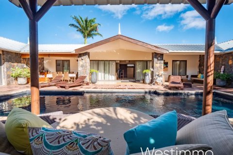 5 bedrooms Villa in Cascavelle, Mauritius No. 107179 1