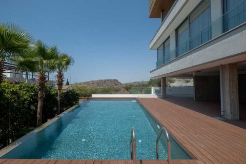 4 bedrooms Villa in Agios Tychonas, Cyprus No. 83234 16