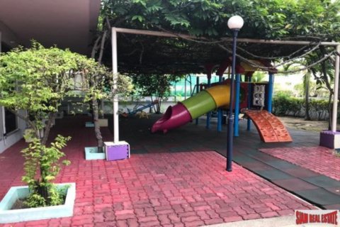 3 bedrooms Apartment in Bangkok, Thailand No. 96836 27