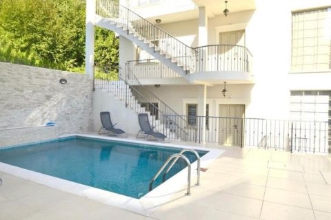 83m² Apartment in Kotor, Montenegro No. 66732 2