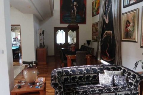 5 dormitorios House en Paralimni, Cyprus No. 44501 6