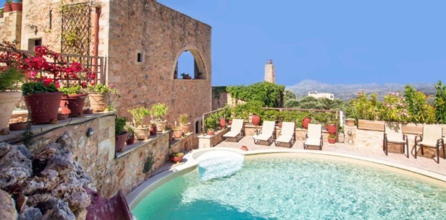 1 room Maisonette in Chania, Greece No. 117571