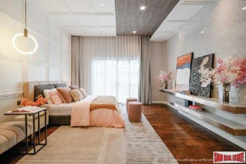 6 bedrooms House in Bangkok, Thailand No. 98098 12