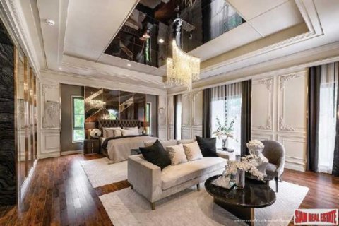 6 bedrooms House in Bangkok, Thailand No. 98098 4
