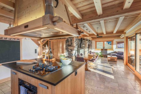 4 bedrooms House in Praz-sur-Arly, France No. 99606 3