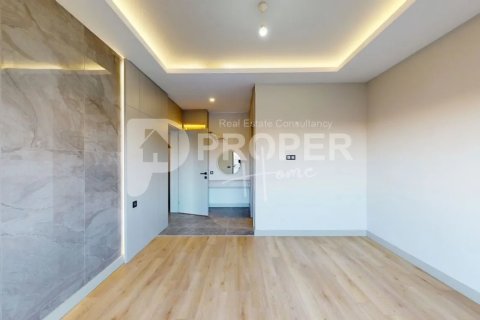 5 rooms Apartment in Binh Thuy, Vietnam No. 12859 12