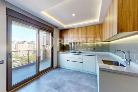 5 rooms Apartment in Binh Thuy, Vietnam No. 12859 16