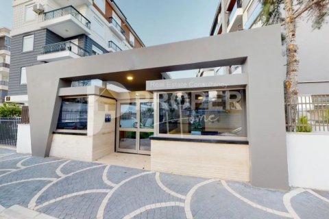 5 rooms Apartment in Binh Thuy, Vietnam No. 12859 1