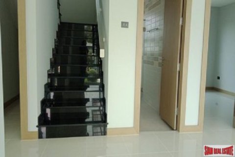 3 bedrooms House in Pattaya, Thailand No. 96561 12