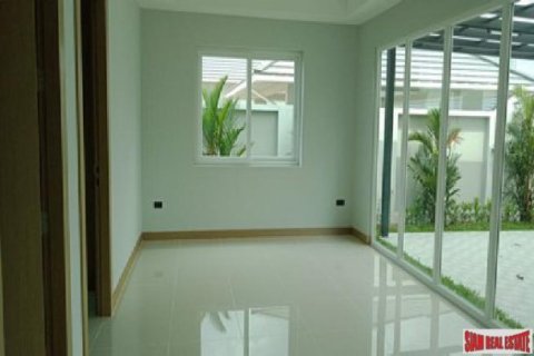 3 bedrooms House in Pattaya, Thailand No. 96561 16