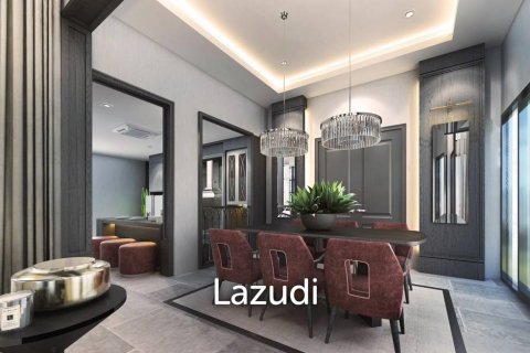 4 bedrooms House in Chiang Mai, Thailand No. 98032 9