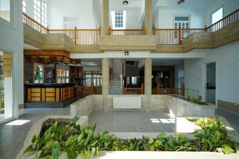 4 bedrooms House in Strovolos, Cyprus No. 71026 3