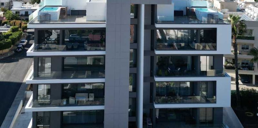 3 bedrooms Penthouse in Mesa Geitonia, Cyprus No. 41413