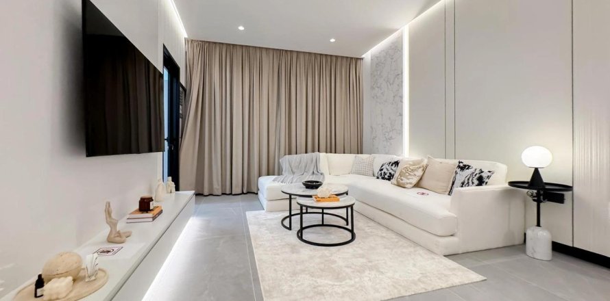 2 bedrooms Apartment in Dubai, UAE No. 91141