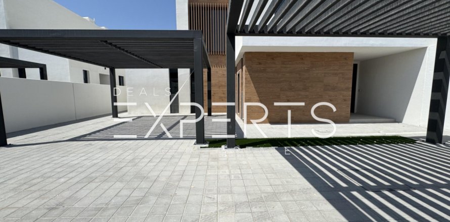 Вилла с 5 спальнями в Бавария Таун, Вьетнам №73846