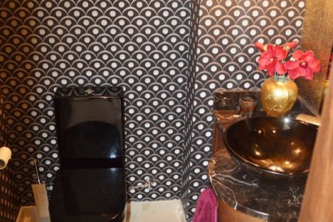 5 bedrooms Villa in Kato Drys, Cyprus No. 37063 27