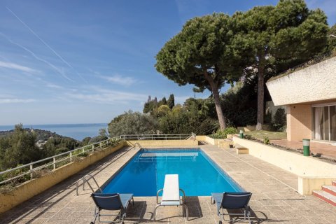 5 bedrooms Villa in Villefranche-sur-Mer, France No. 99811 13