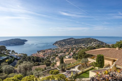 5 bedrooms Villa in Villefranche-sur-Mer, France No. 99811 1