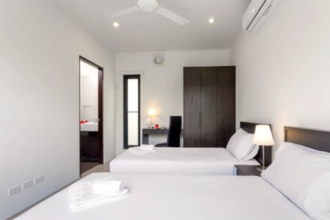 3 bedrooms Villa in Rawai, Thailand No. 97361 16