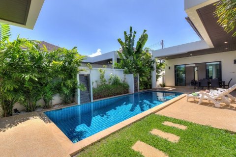 3 bedrooms Villa in Rawai, Thailand No. 97361 2