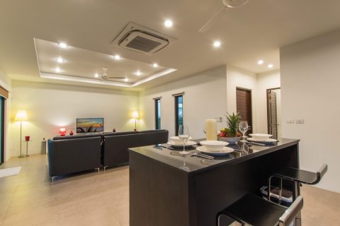 3 bedrooms Villa in Rawai, Thailand No. 97361 8