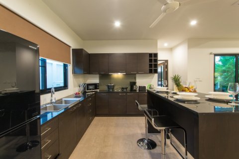 3 bedrooms Villa in Rawai, Thailand No. 97361 12