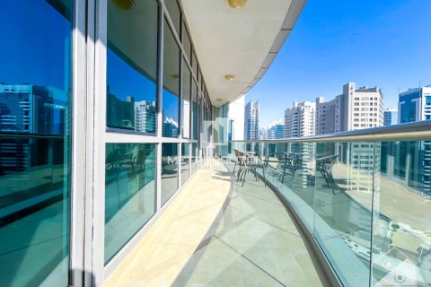 2 dormitorios Apartment en Bac Tu Liem, Vietnam No. 93950 10