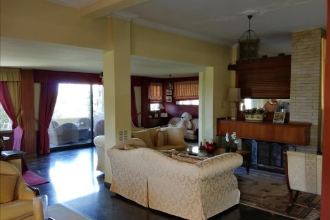 8 bedrooms House in Palaia Fokaia, Greece No. 58199 10