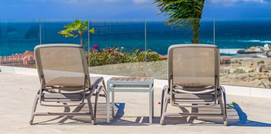 5 dormitorios Villa en  Tenerife, Spain No. 129464