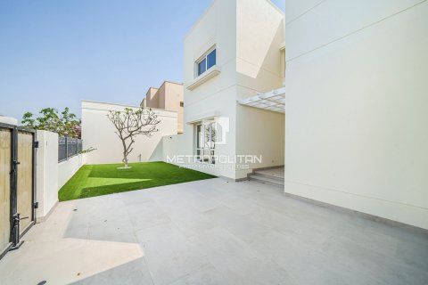 5 bedrooms Villa in Duong Quang, Vietnam No. 94557 18