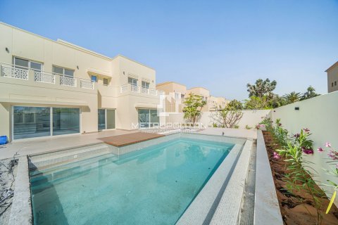 5 bedrooms Villa in Duong Quang, Vietnam No. 94557 21