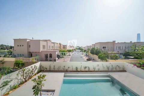 5 bedrooms Villa in Duong Quang, Vietnam No. 94557 7