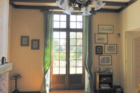 2 bedrooms House in Saint-Christoly-de-Blaye, France No. 69446 25