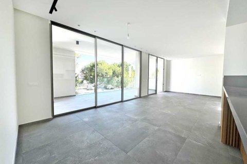 3 bedrooms Apartment in Strovolos, Cyprus No. 72921 1