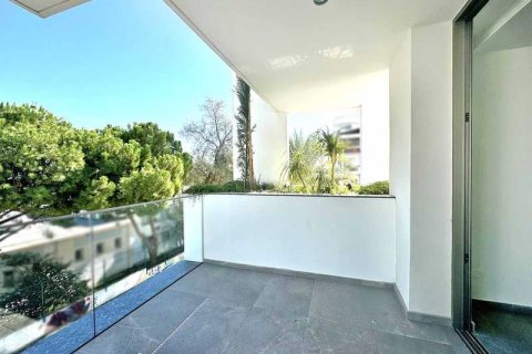 3 bedrooms Apartment in Strovolos, Cyprus No. 72921 3