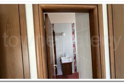 6 bedrooms House in Trachoni, Cyprus No. 65386 9