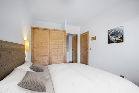 3 dormitorios Apartment en Les Belleville, France No. 99937 12