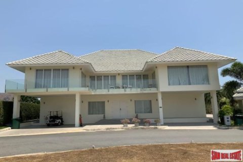 5 bedrooms Villa in Hua Hin, Thailand No. 96134 2