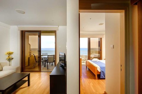 2 chambres Appartement à Larnaca, Cyprus No. 103532 6