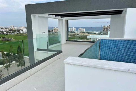 2 chambres Appartement à Larnaca, Cyprus No. 79945 5