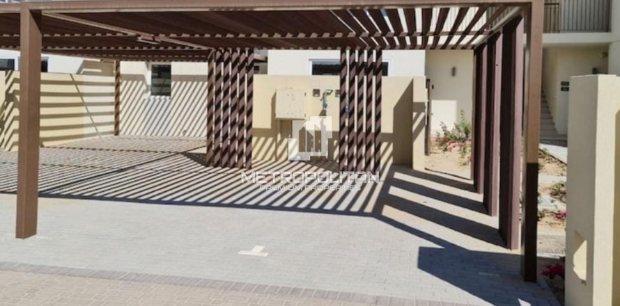 2 bedrooms Townhouse in Tam Xa, Vietnam No. 93978